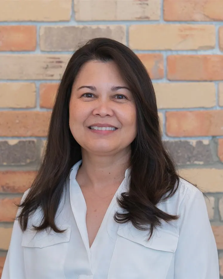 Michelle, practice manager at Radiant Dental
