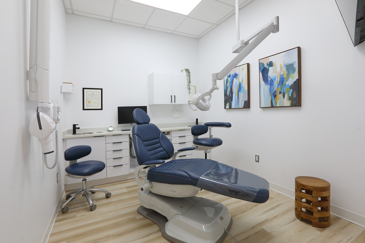 Radiant Dental - Slide 2